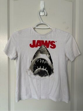 JAWS Kids White Graphic Tee with Red Logo